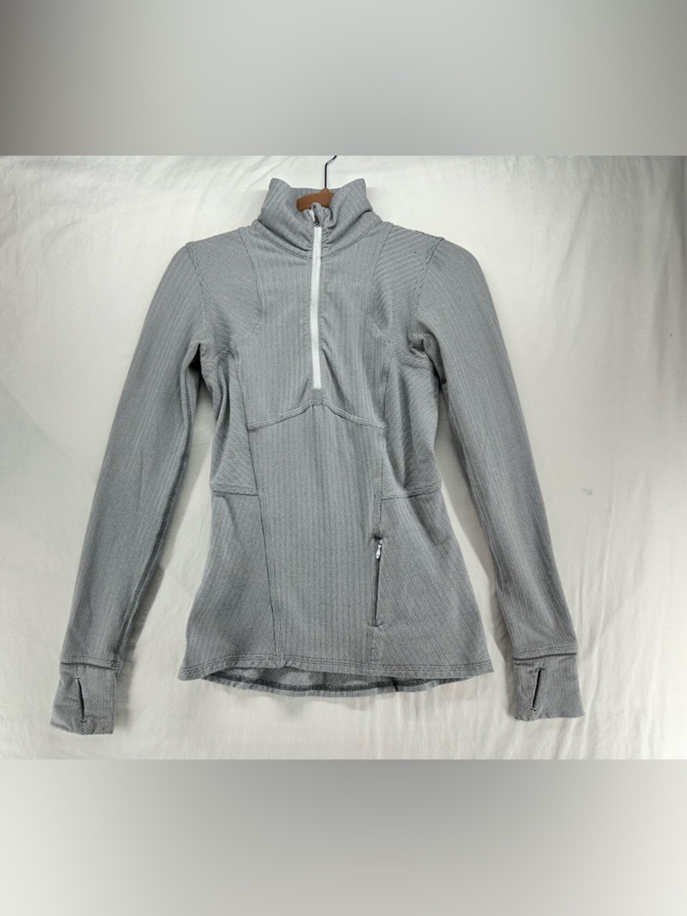 Lululemon Kanto Catch Me 1/2 Zip Size 4 Pullover Top Thumbholes Gray Herringbone